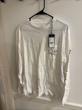 Vineyard Vines White Long-Sleeve Pocket Tee with Navy Logo